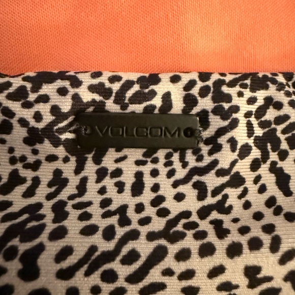 Volcom Black & Cream Leopard-Print Bikini Bottom - Picture 3 of 3